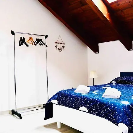 Apartamento Attico Nel Cuore Delle Langhe - Free Parking Wi-fi E Ac