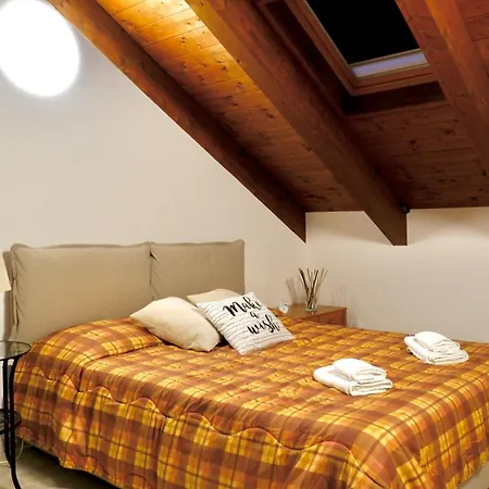 Attico Nel Cuore Delle Langhe - Free Parking Wi-fi E Ac Apartman Alba